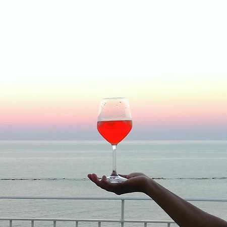 Attico Fronte Mare Διαμέρισμα Martinsicuro Εξωτερικό φωτογραφία